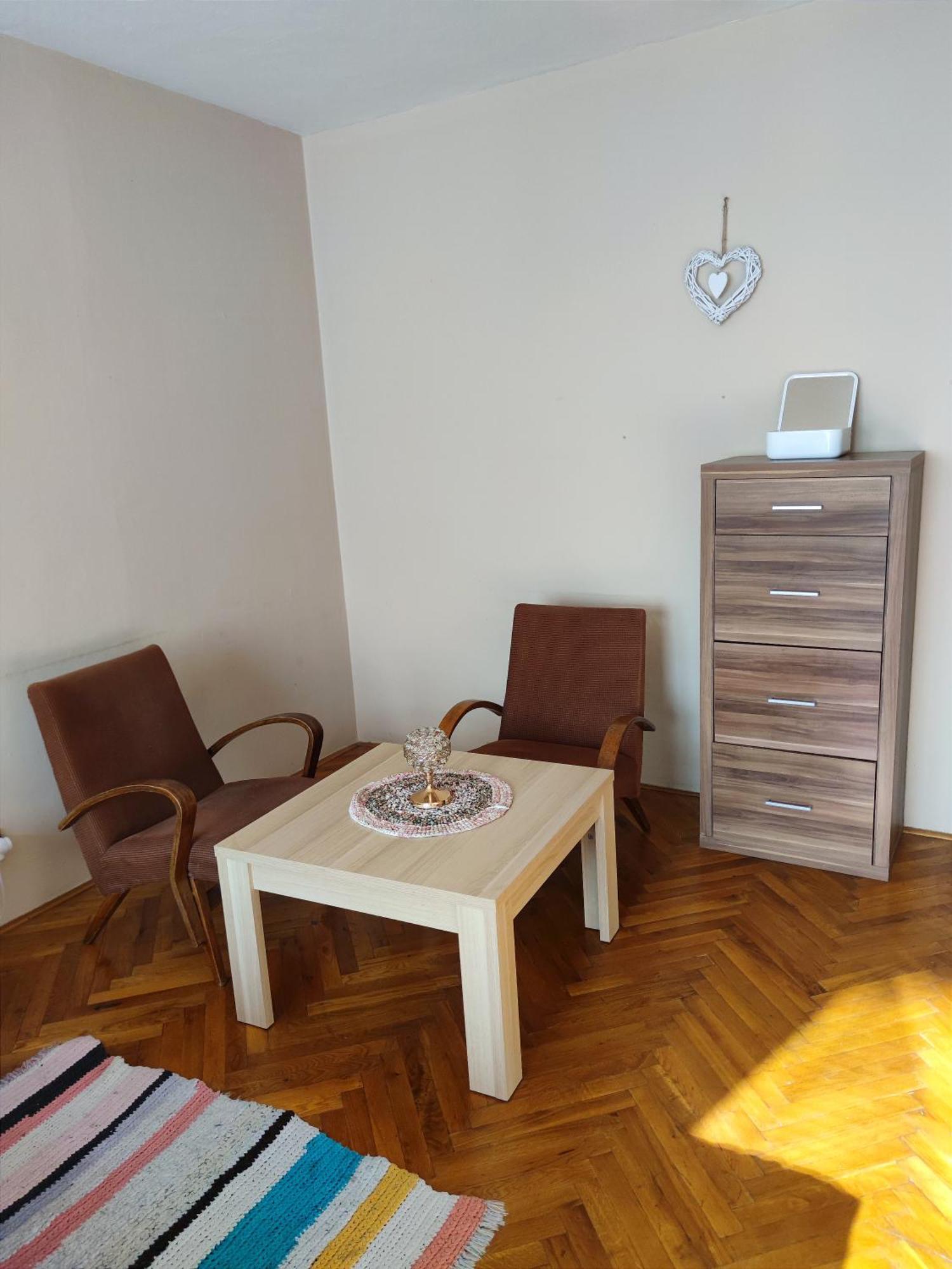 Fast Apartment In The Centrum Левице Экстерьер фото
